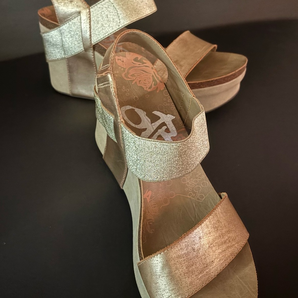 Gold Women's Sandals